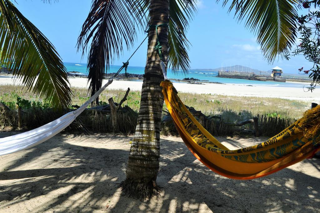 The Isabela Beach House Puerto Villamil Εξωτερικό φωτογραφία