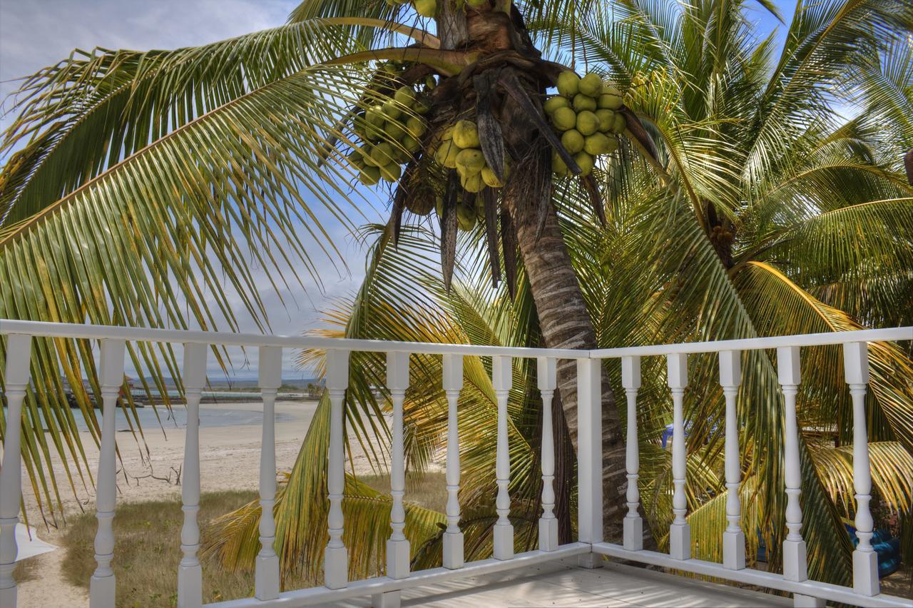 The Isabela Beach House Puerto Villamil Εξωτερικό φωτογραφία